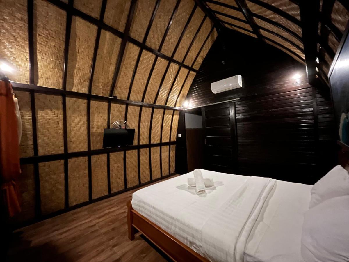 Holy Hills Bungalow Nusa Penida Batumadeg ภายนอก รูปภาพ