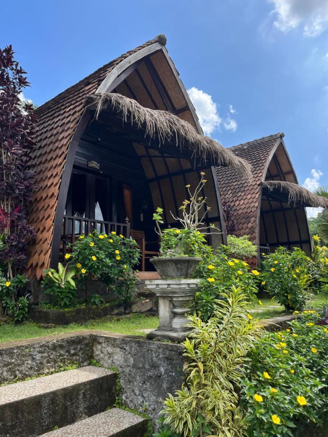Holy Hills Bungalow Nusa Penida Batumadeg ภายนอก รูปภาพ