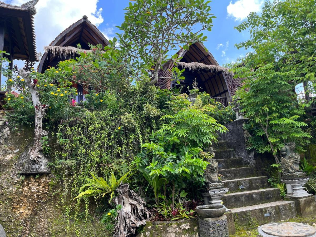 Holy Hills Bungalow Nusa Penida Batumadeg ภายนอก รูปภาพ